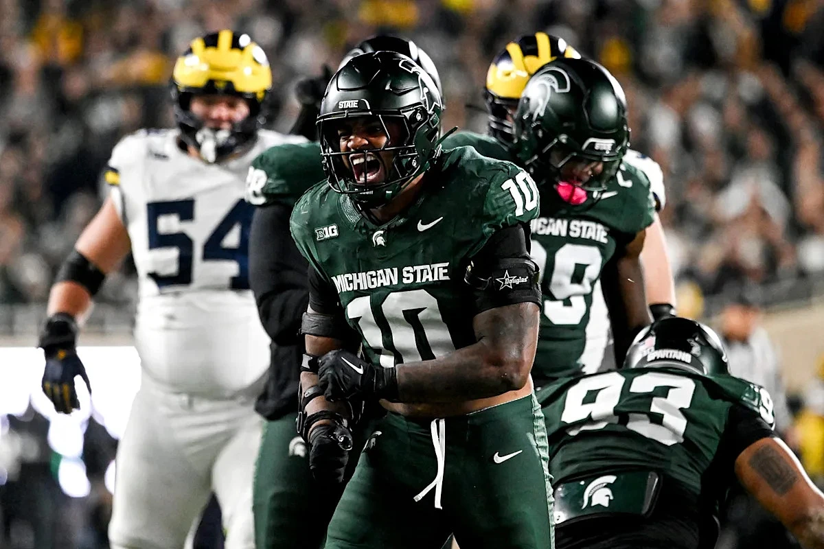 Former MSU football linebacker signs with Chicago Bears