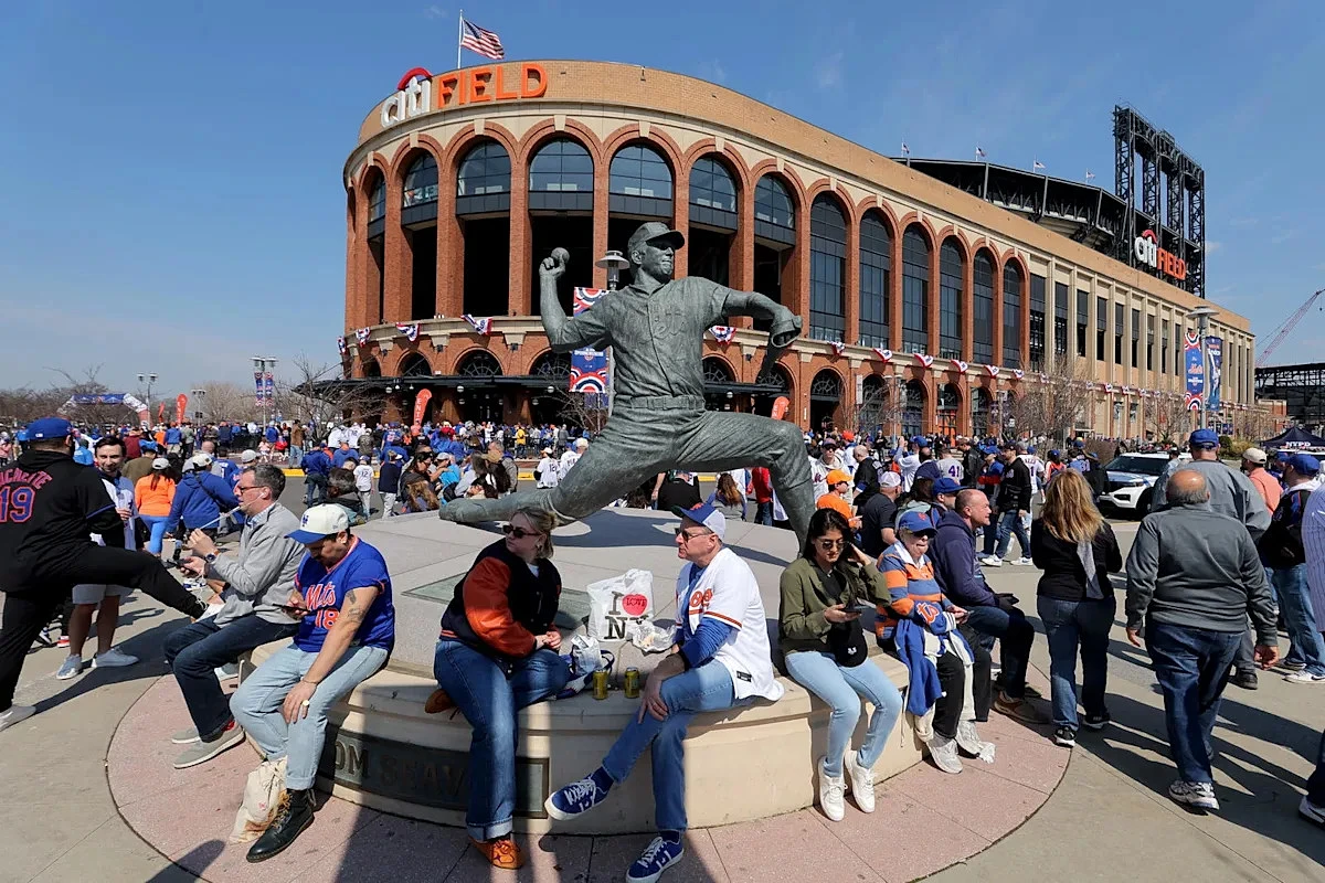 New York Mets Call Up Top-Prospect In Effort To Turn Season Around