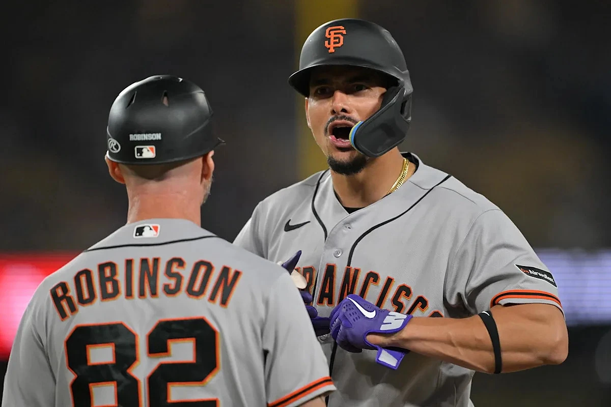 Giants Power Past Dodgers in Series Opener