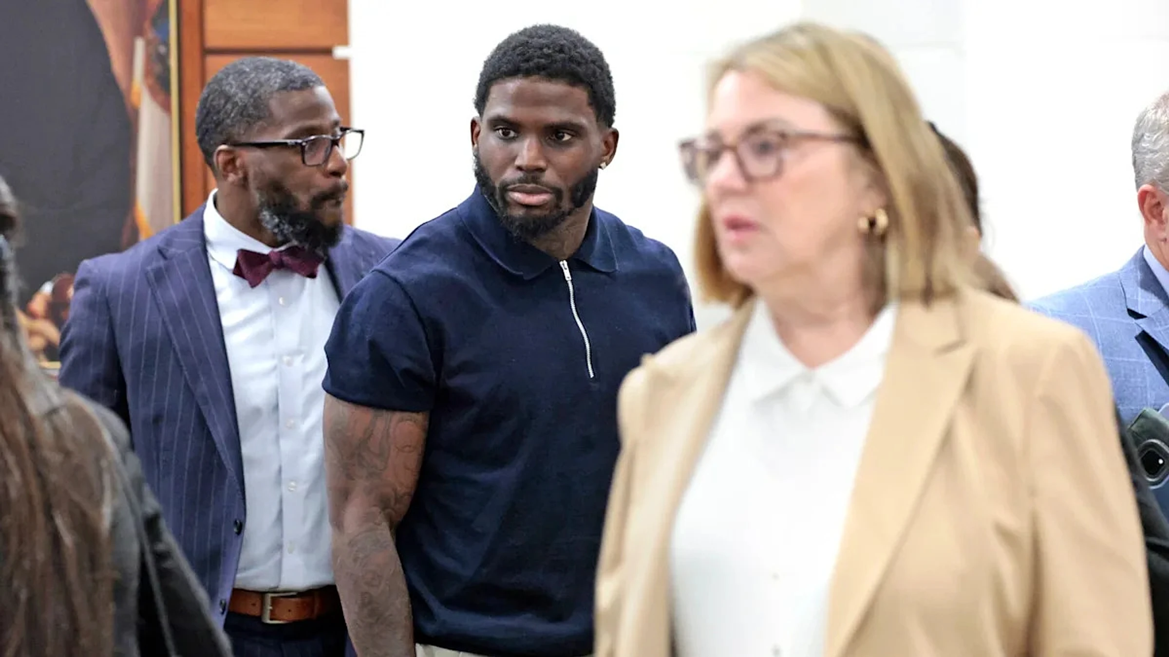 Tyreek Hill settles with influencer during civil trial