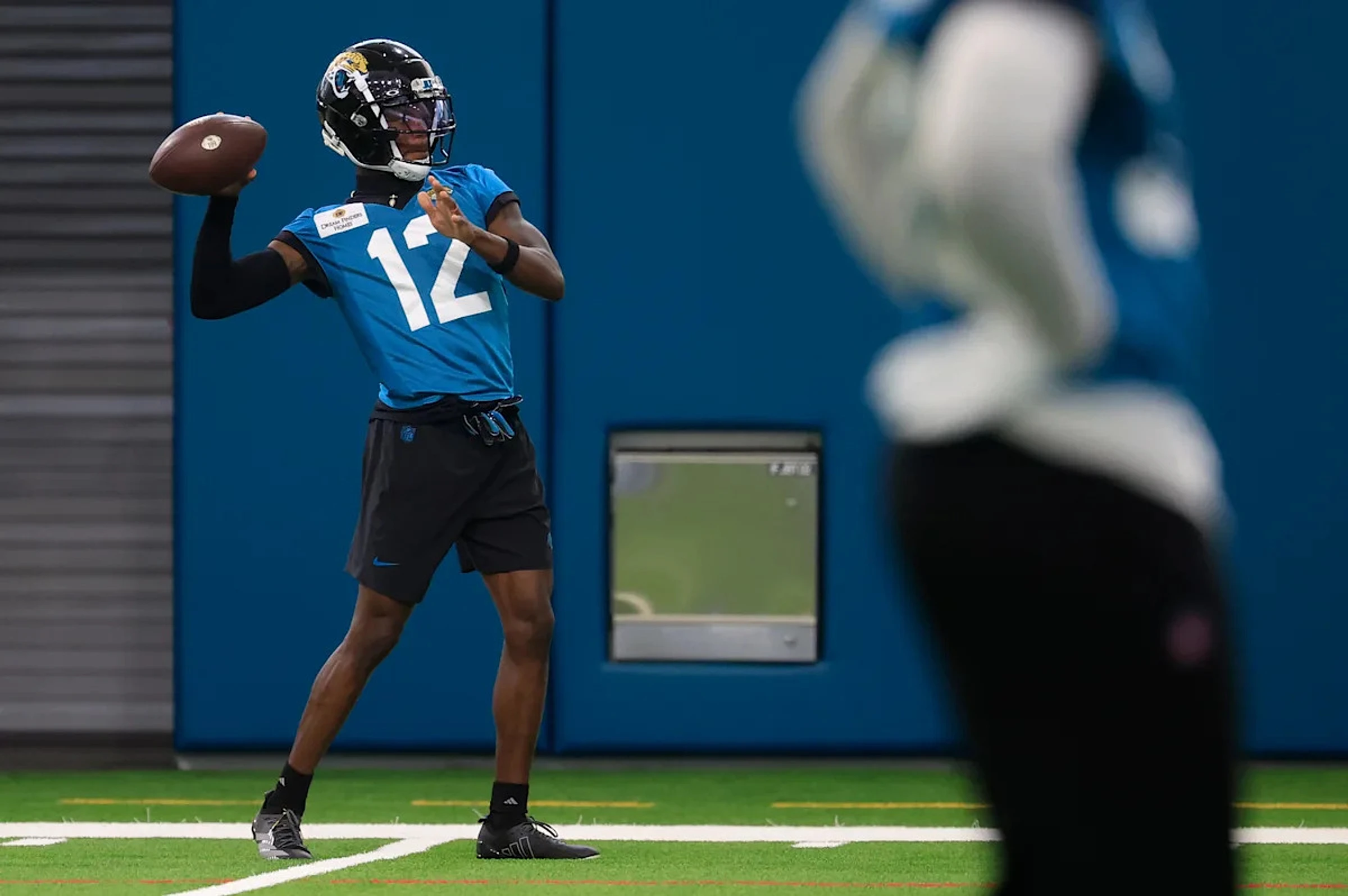 Why Jaguars star Travis Hunter will keep playing offense and defense