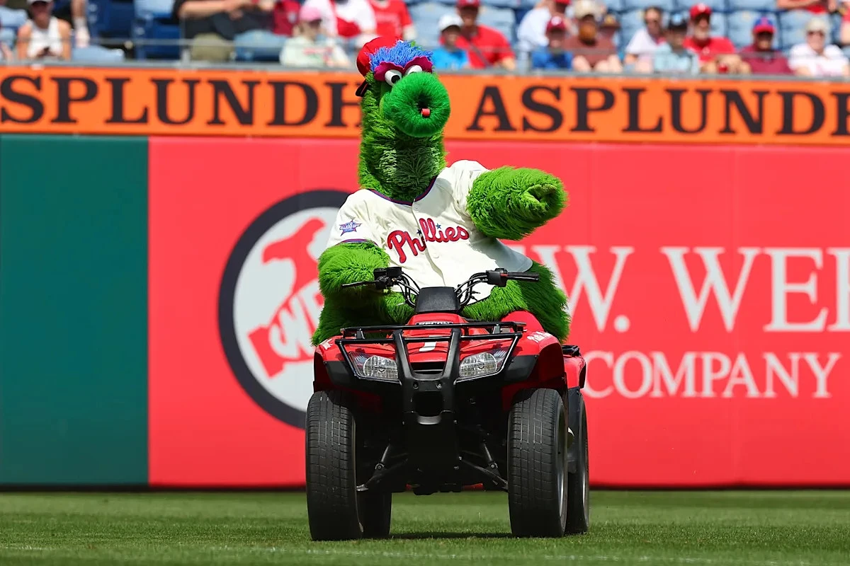 Phillies meet Red Sox in battle of struggling teams with new managers