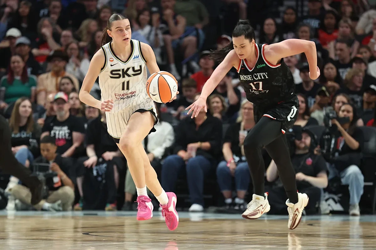 Camarillo's Gabriela Jaquez shines in WNBA debut for Chicago Sky