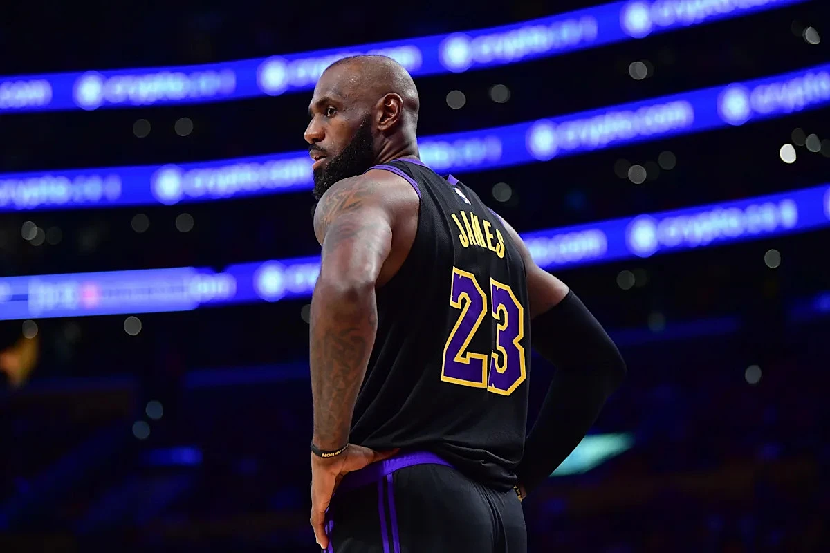 4 LeBron James landing spots if he decides not to retire