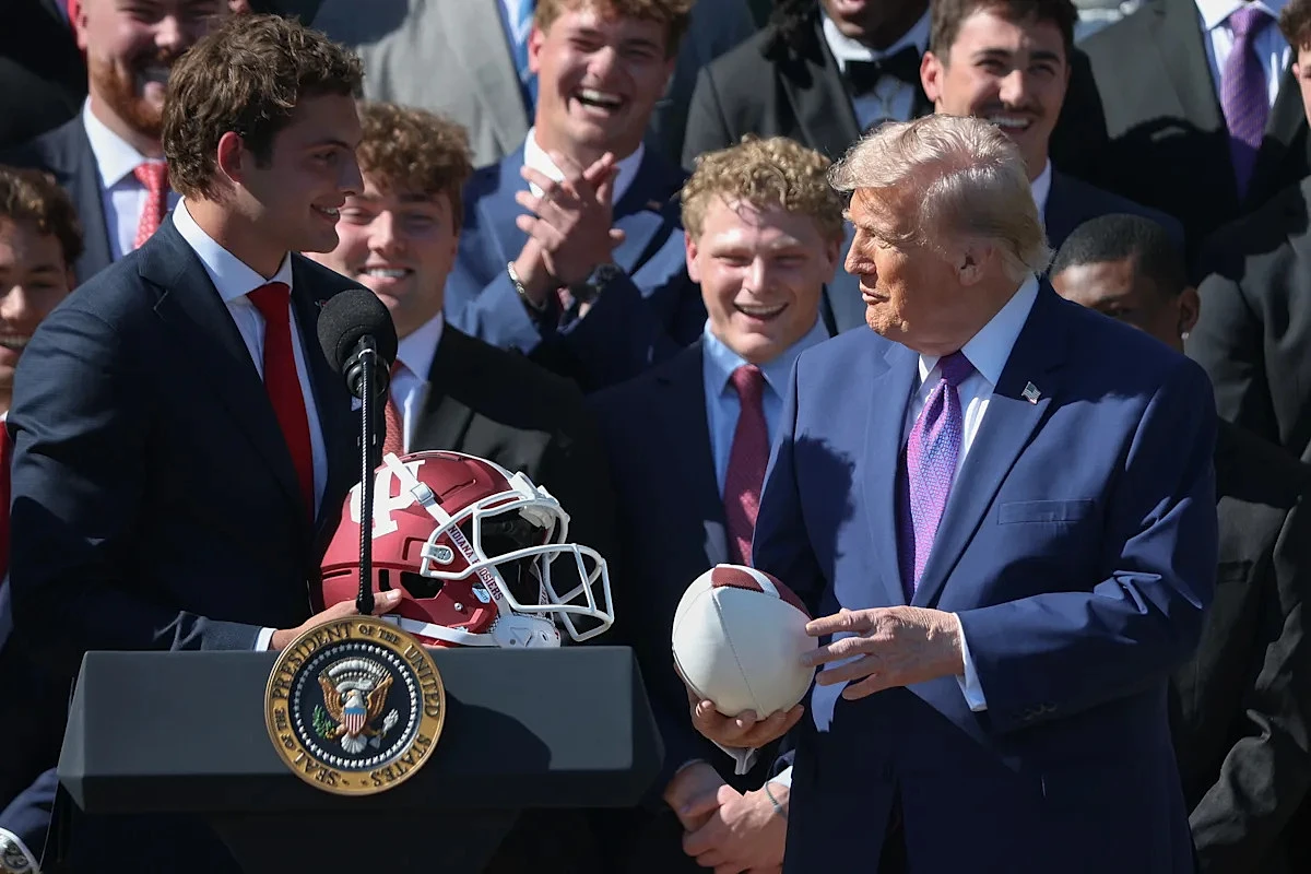 #1 pick Fernando Mendoza skipped White House visit to attend OTAs