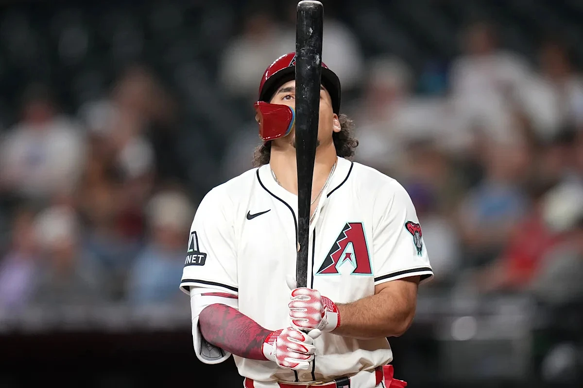 Diamondbacks trade struggling outfielder to Los Angeles Dodgers
