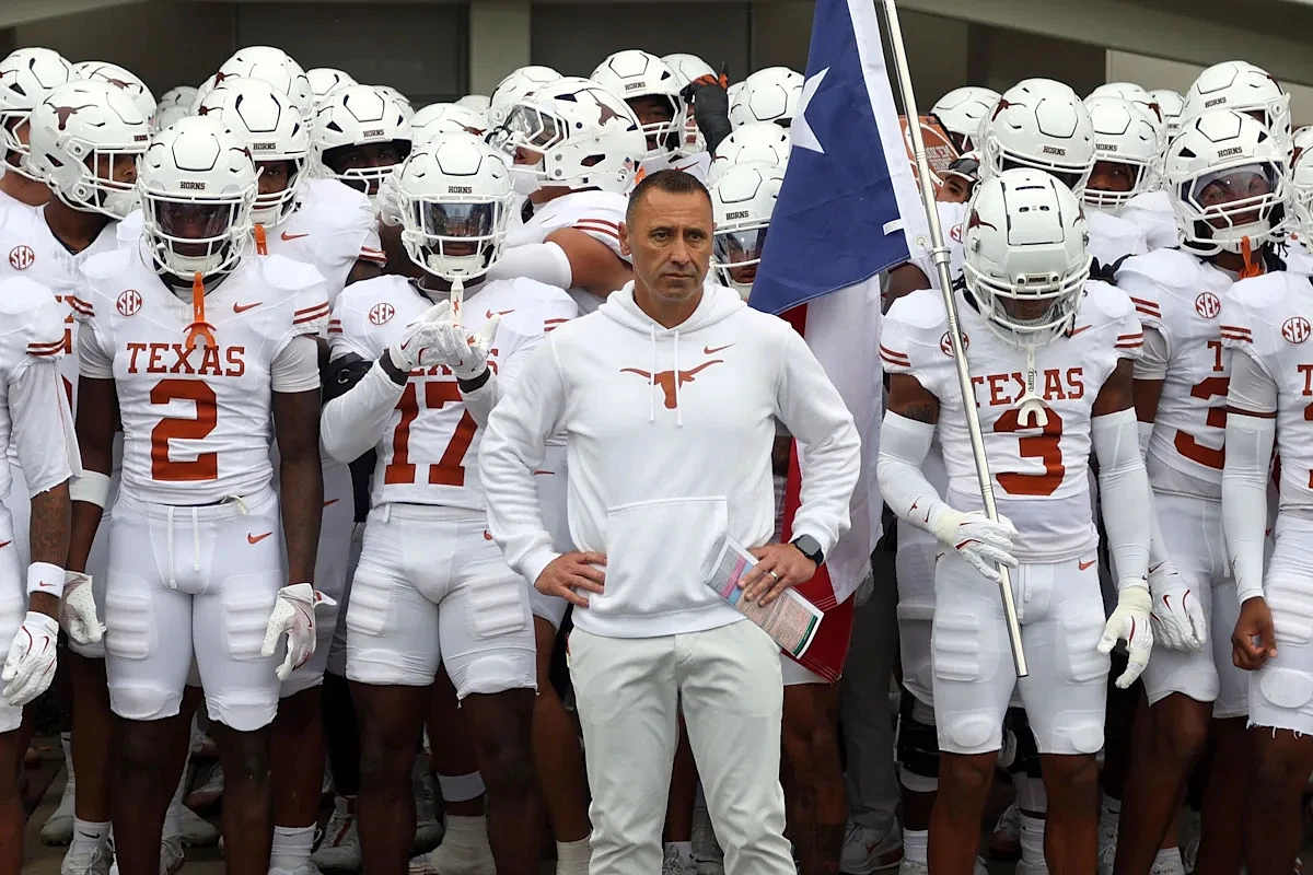 Texas' Steve Sarkisian takes shot at Ole Miss over academic standards for transfers