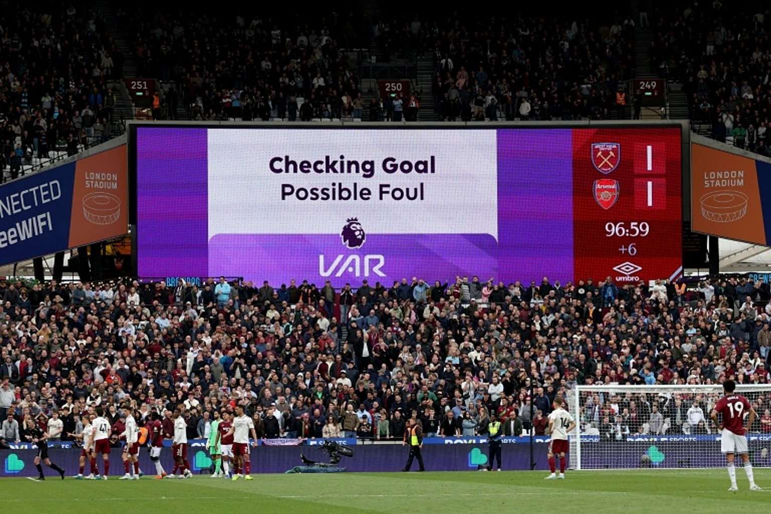 Referees' chief says disallowing Hammers goal against Arsenal 'categorically' right