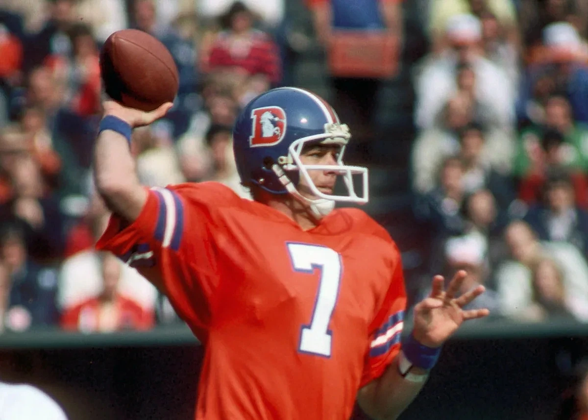 Craig Morton's shoelaces hold immortal place in Broncos history