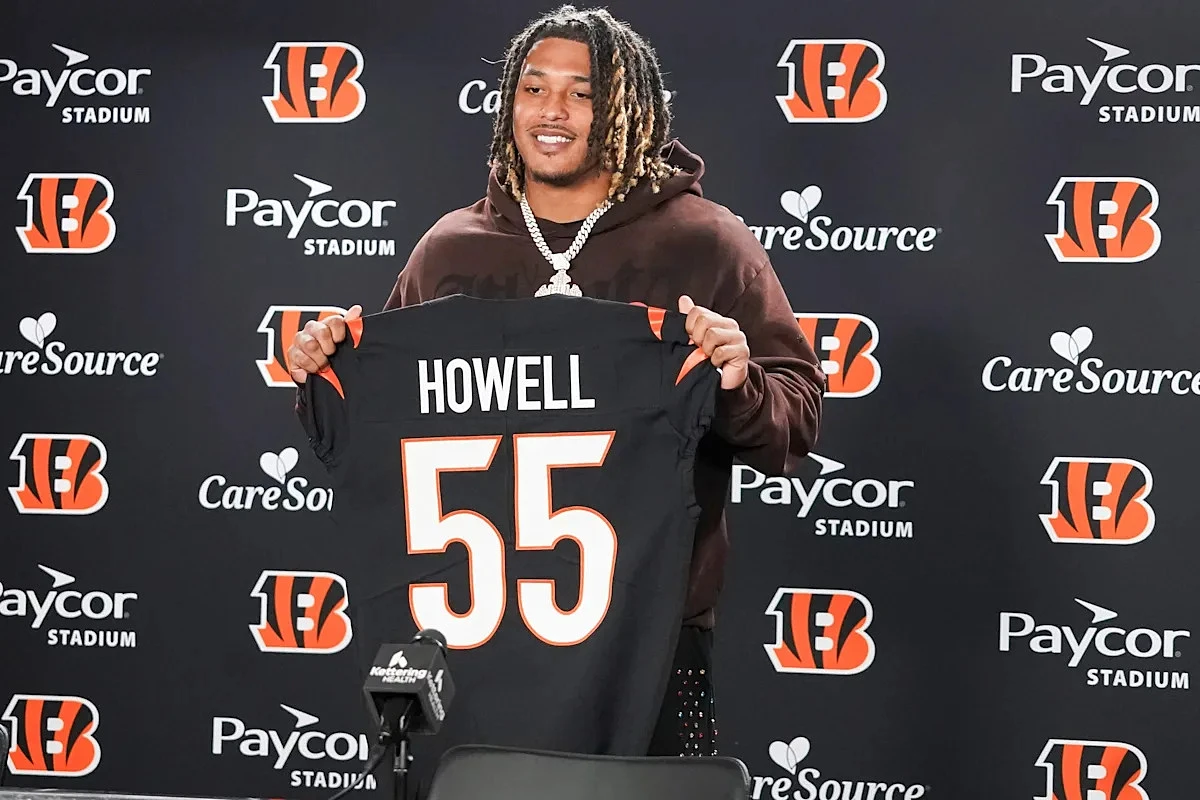 More proof Bengals were working trade phones about Cashius Howell