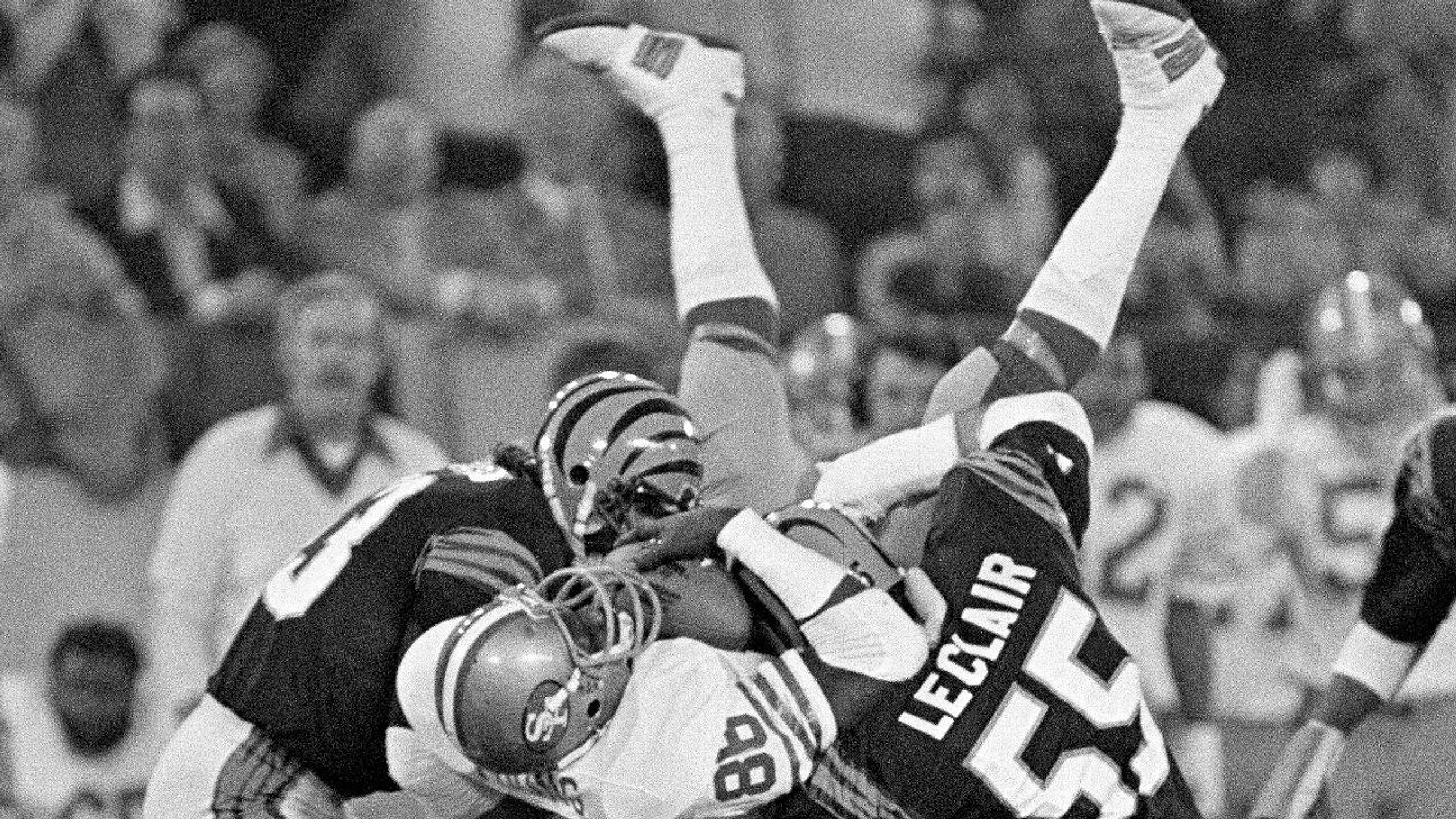 All-Pro TE Young dies; helped 49ers win 1st SB