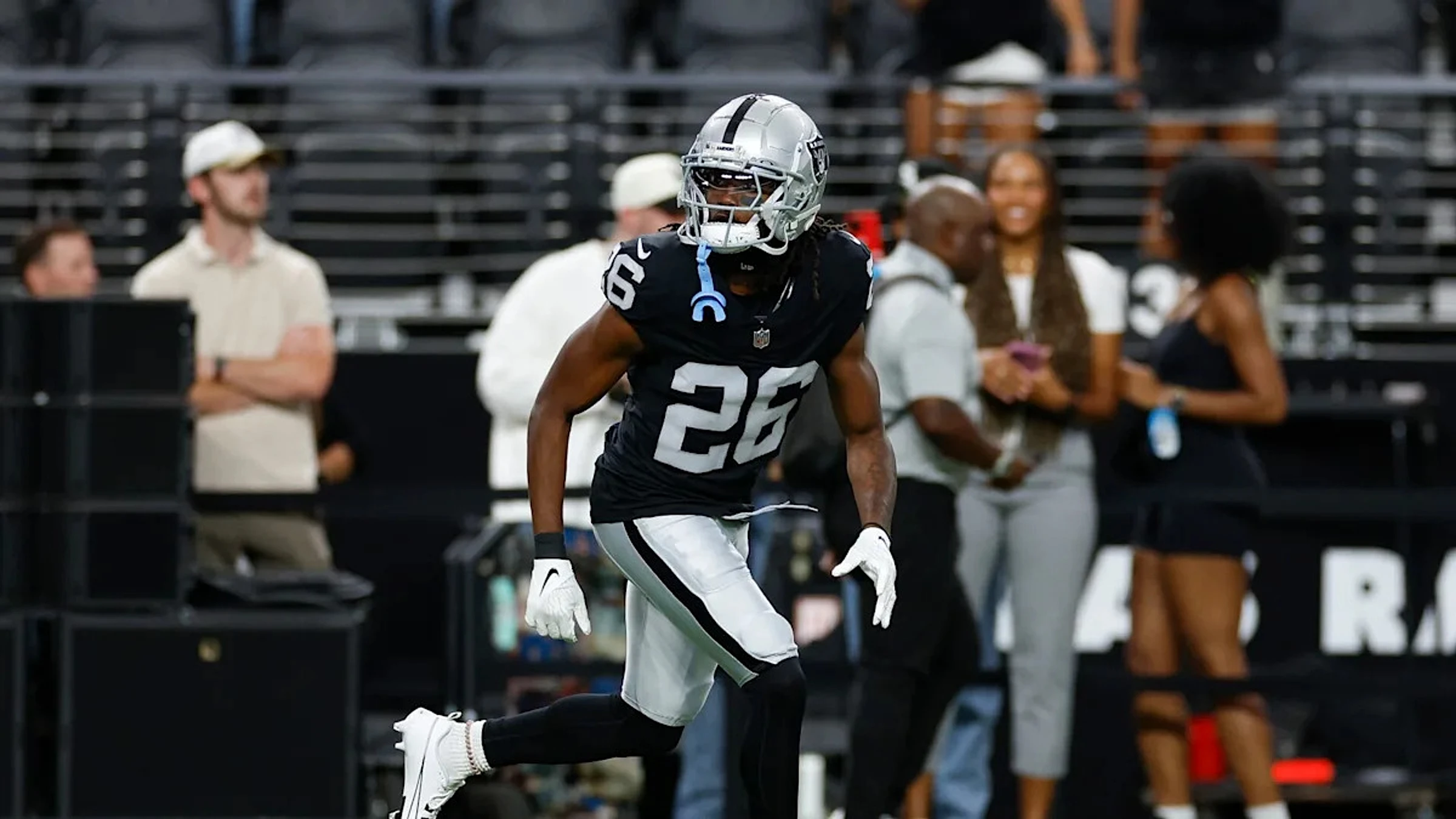 Packers claim CB M.J. Devonshire, TE Luke Lachey off waivers