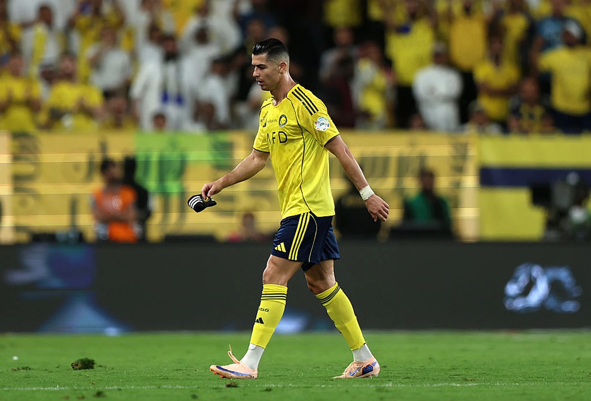 š” The viral moment of the day: Cristiano's reaction to Bento's error