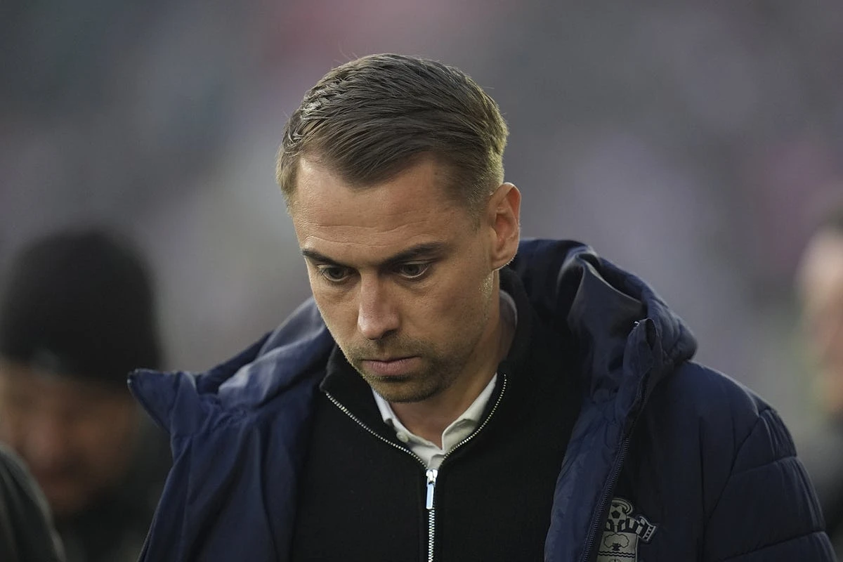 Southampton boss Tonda Eckert walks out of press conference after ‘spygate’ questioning