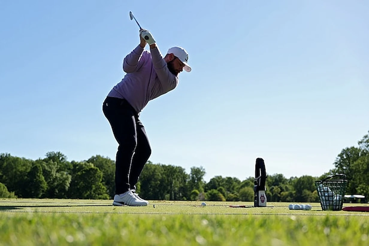 What tour pros actually do before a major—and why it's the opposite of what most amateurs do