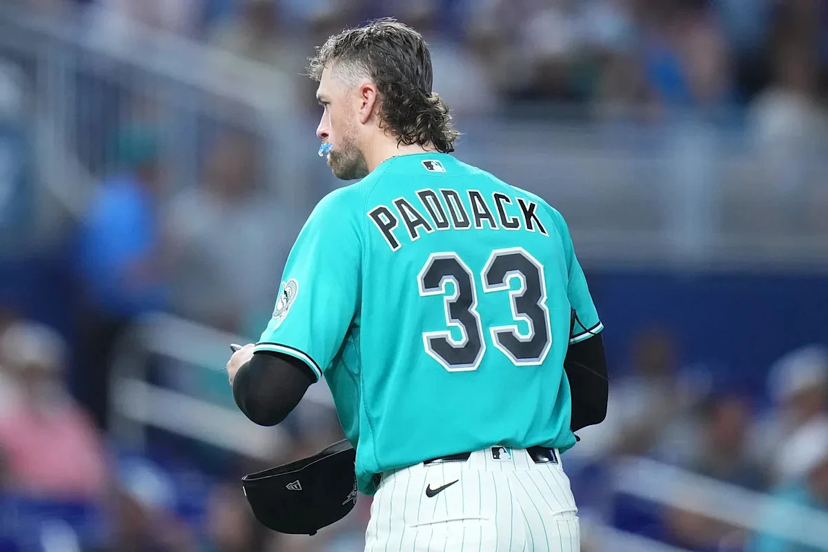 Cincinnati Reds to sign pitcher Chris Paddack