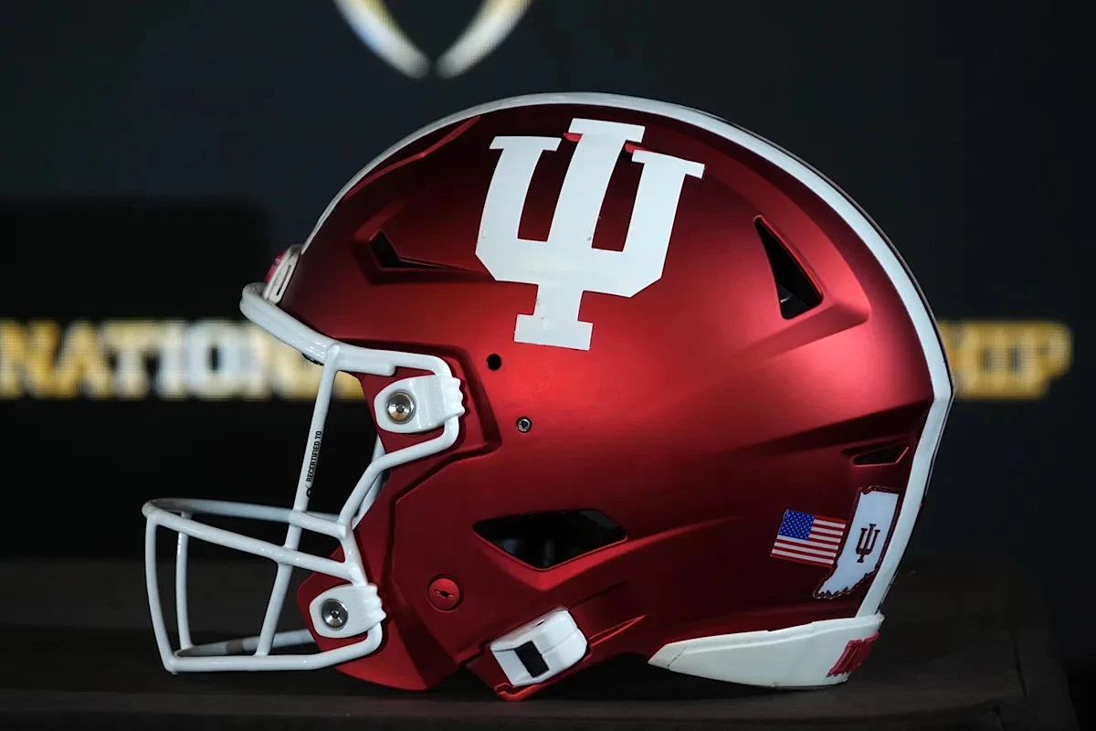 Indiana football schedules visit with in-state edge rusher Ifeanyi Emedobi