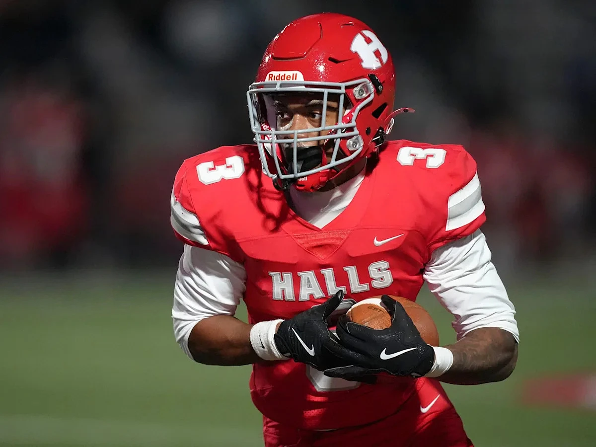 2027 four-star safety, Tennessee target announces commitment date