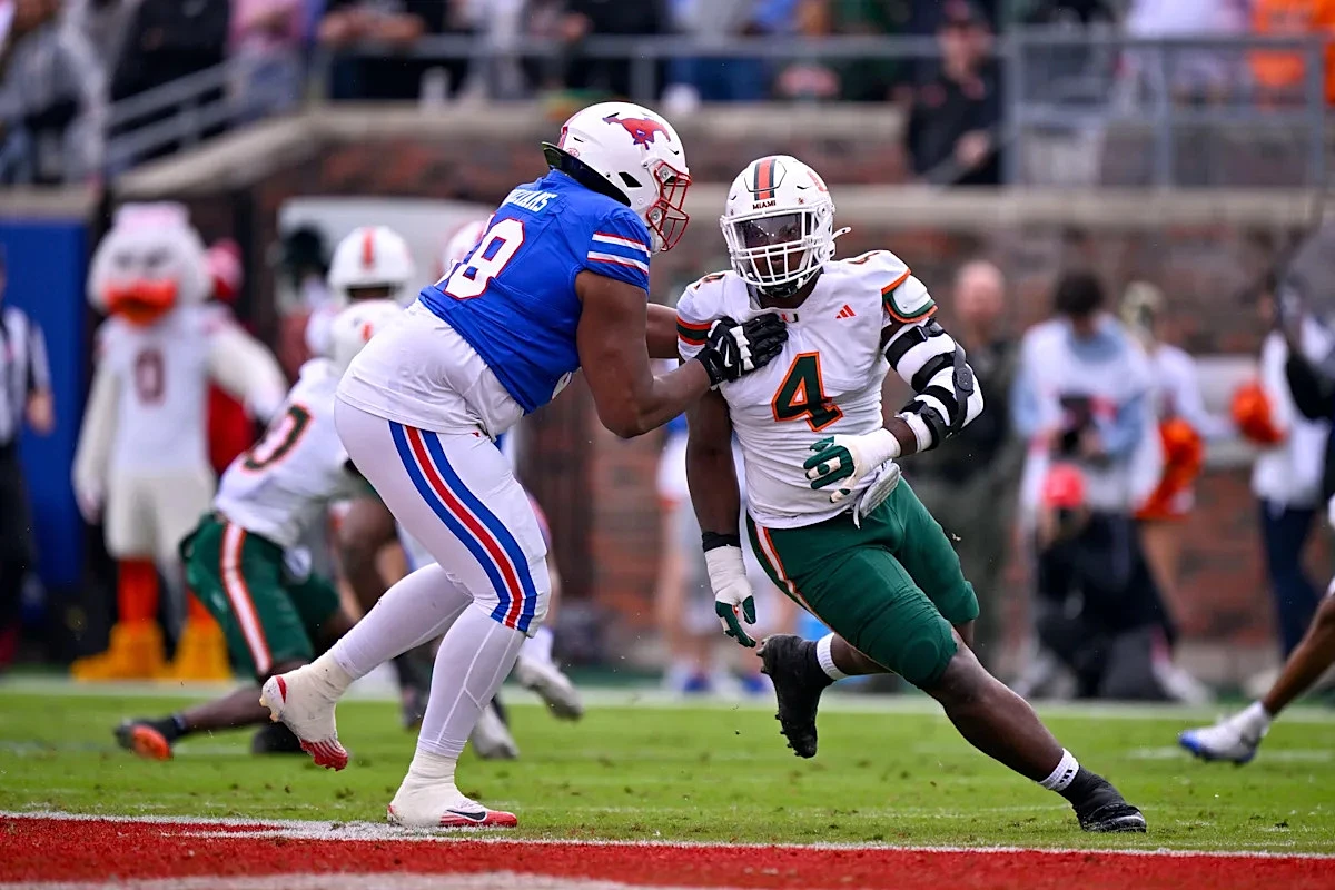 What did CBS Sports think of the Bucs selection of Rueben Bain Jr.?