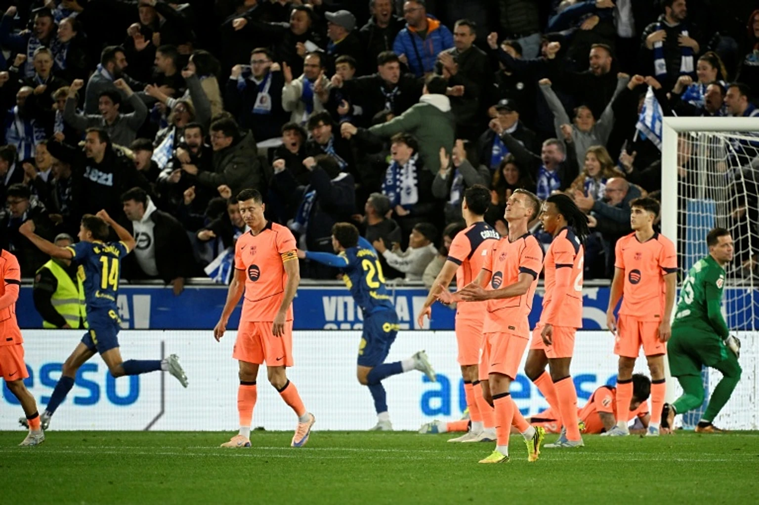 Alaves end champions Barca's bid for 100-point record