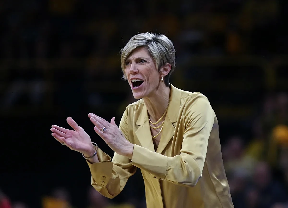 Iowa women's basketball lands international forward Ella Stromdahl