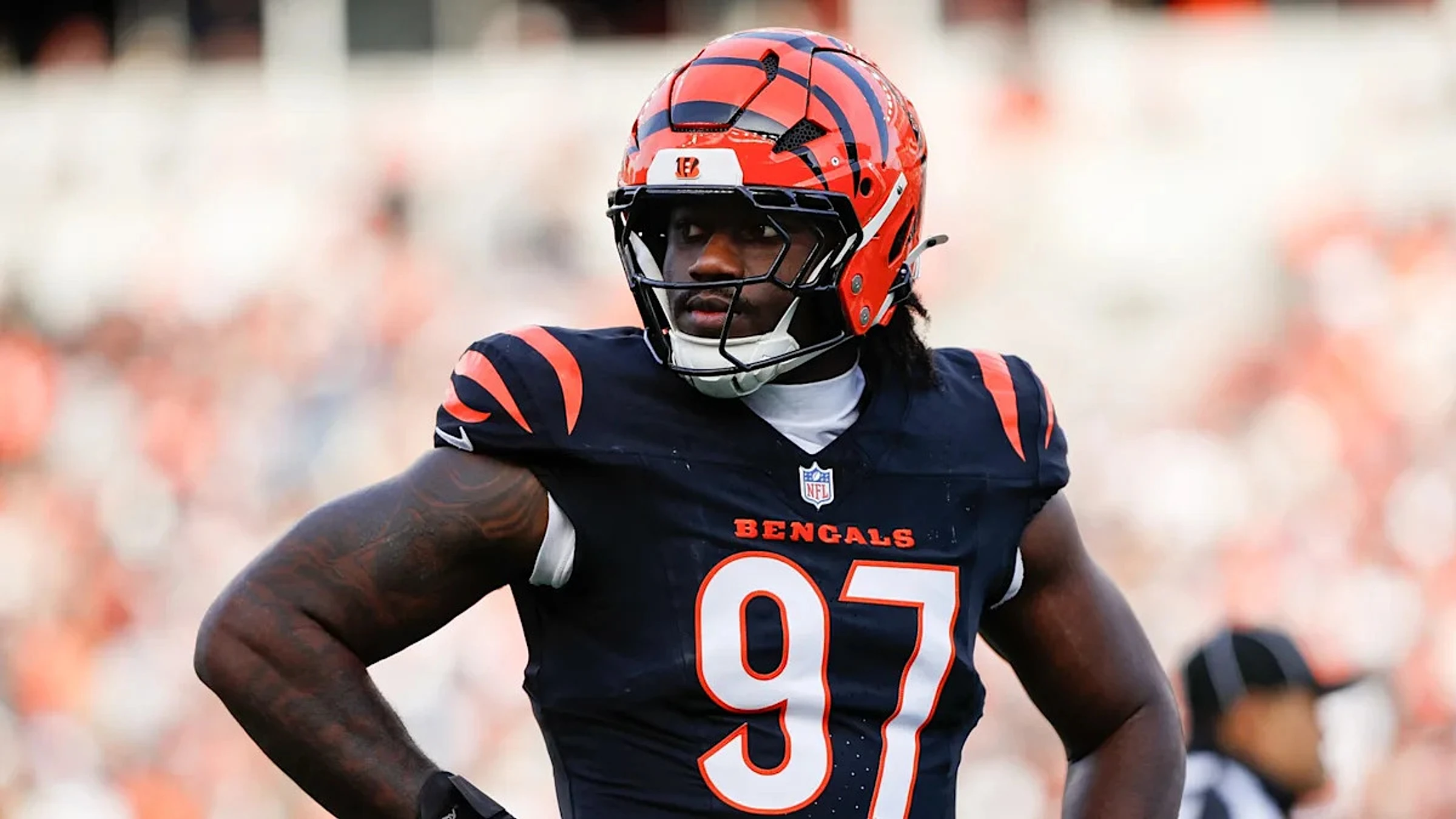 Shemar Stewart gives No. 97 to Dexter Lawrence for a "reasonable number"