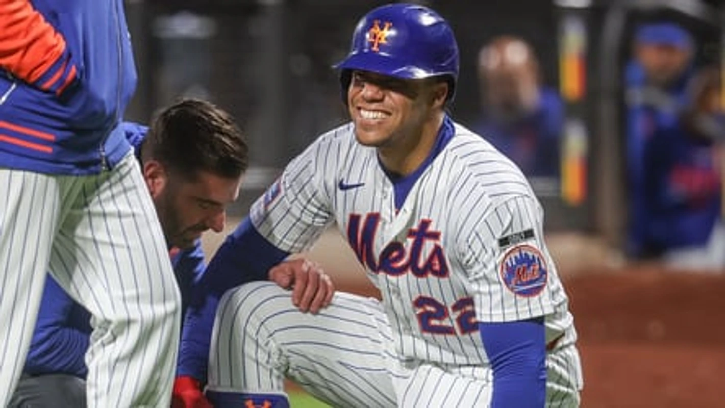 Mets' Juan Soto leaves for pinch-hitter in seventh inning after fouling ball off ankle earlier