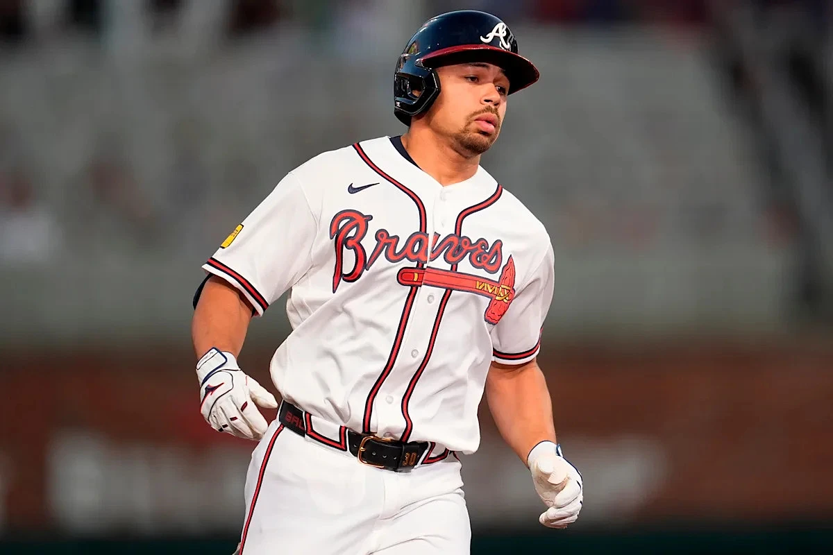 Yastrzemski drives in tiebreaking run, Dubón and Baldwin homer as Braves beat Cubs 4-1