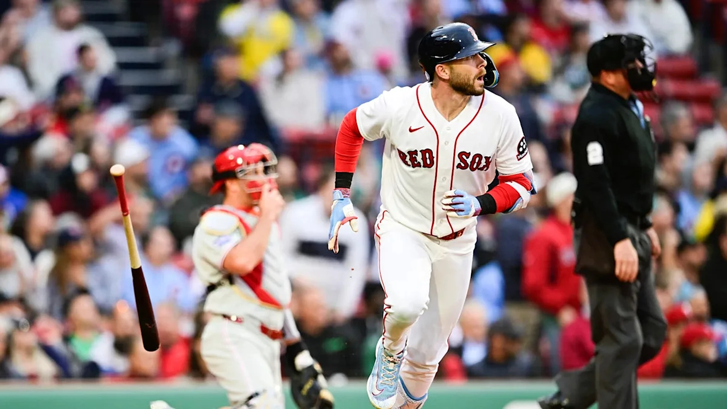 Rafaela’s pinch 2-run homer leads Red Sox over Phillies 3-1 as Schwarber streak stopped