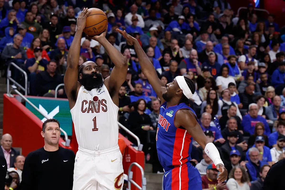 Former Sixers star James Harden erupts to lead Cavs past Pistons