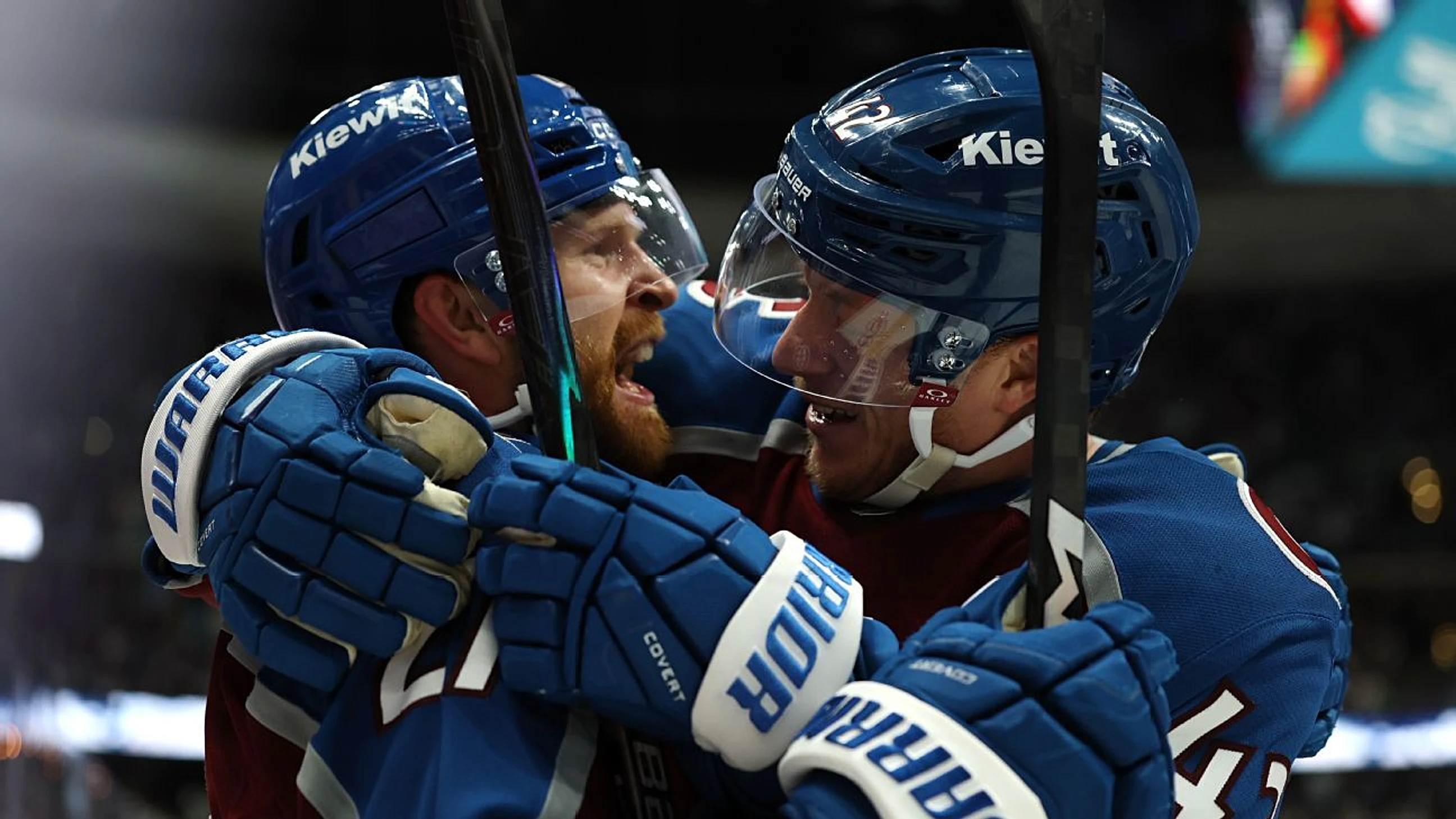 Avs storm back from down 3-0, make West finals