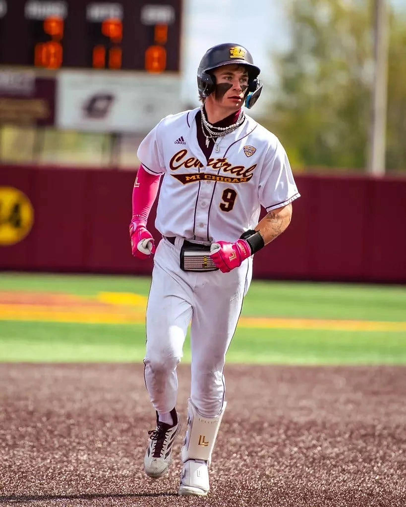 De Pere's Bryson Webb stars on, off field for Central Michigan baseball