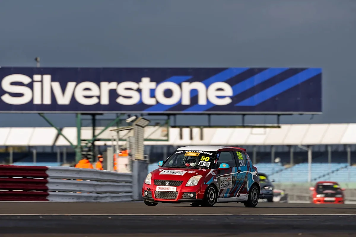 "Sounds simple. Isn't." Six brilliant hours in UK's most confusing race