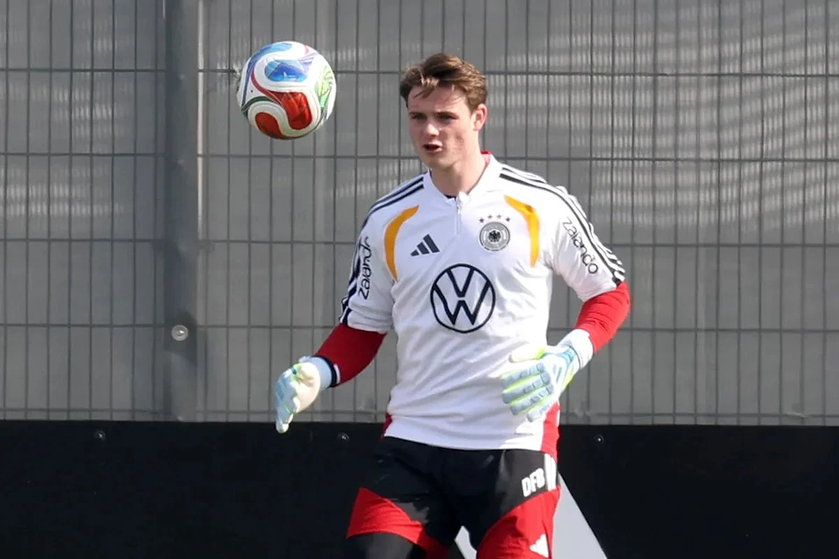 First Germany cap for Urbig to trigger Bayern payment to Köln