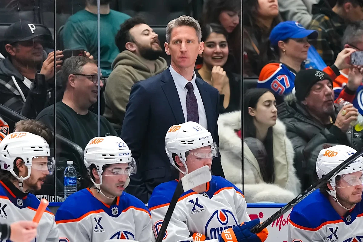 Oilers reportedly fire Kris Knoblauch after seeking permission from Golden Knights to interview Bruce Cassidy