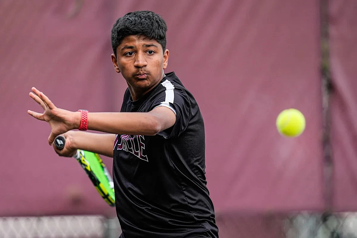 La Salle boys tennis lurking and the rest of RI should be worried