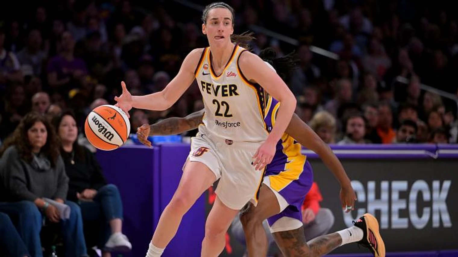 Fever's Caitlin Clark is finding a way to adapt amid 3-point struggles