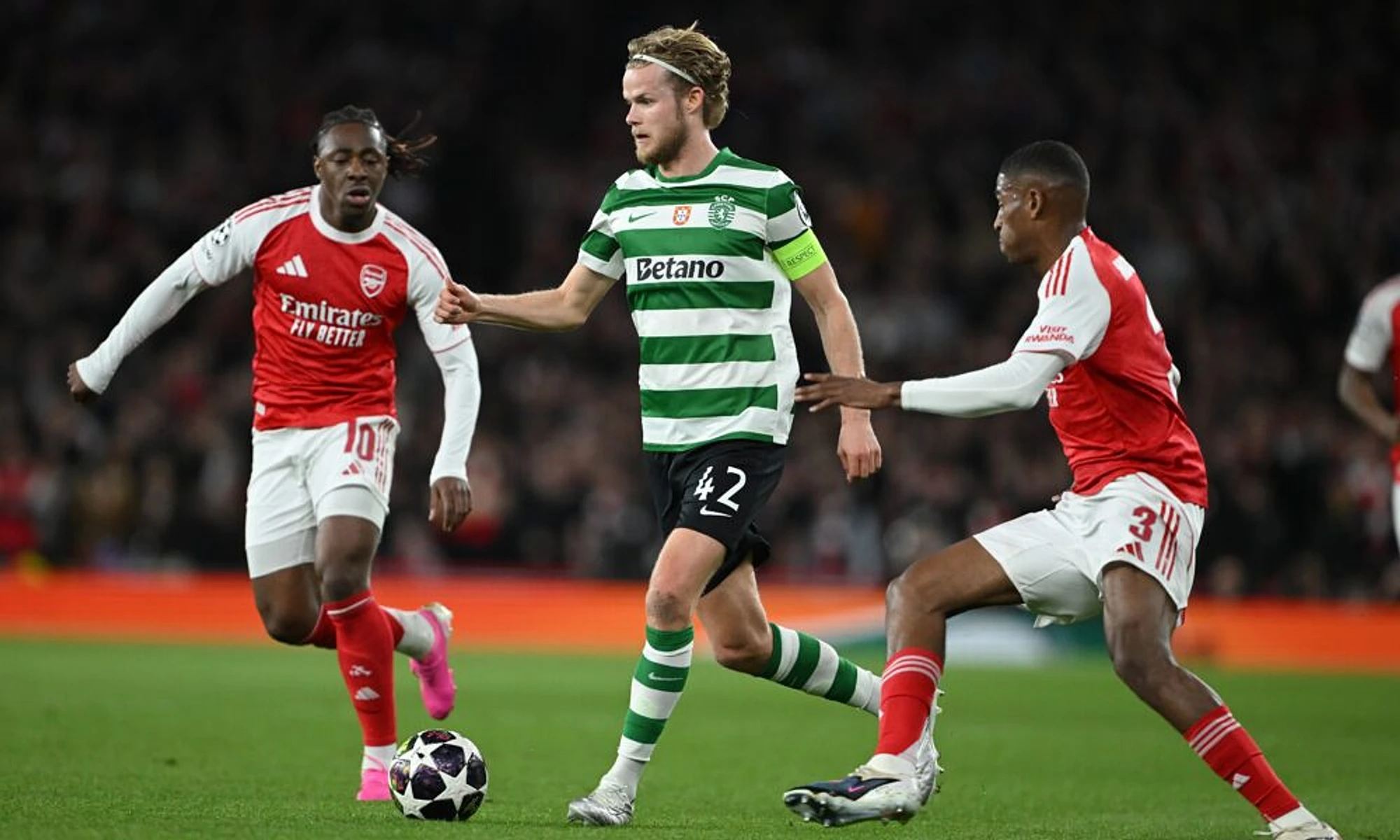Manchester United and Arsenal lead race for Sporting’s Morten Hjulmand