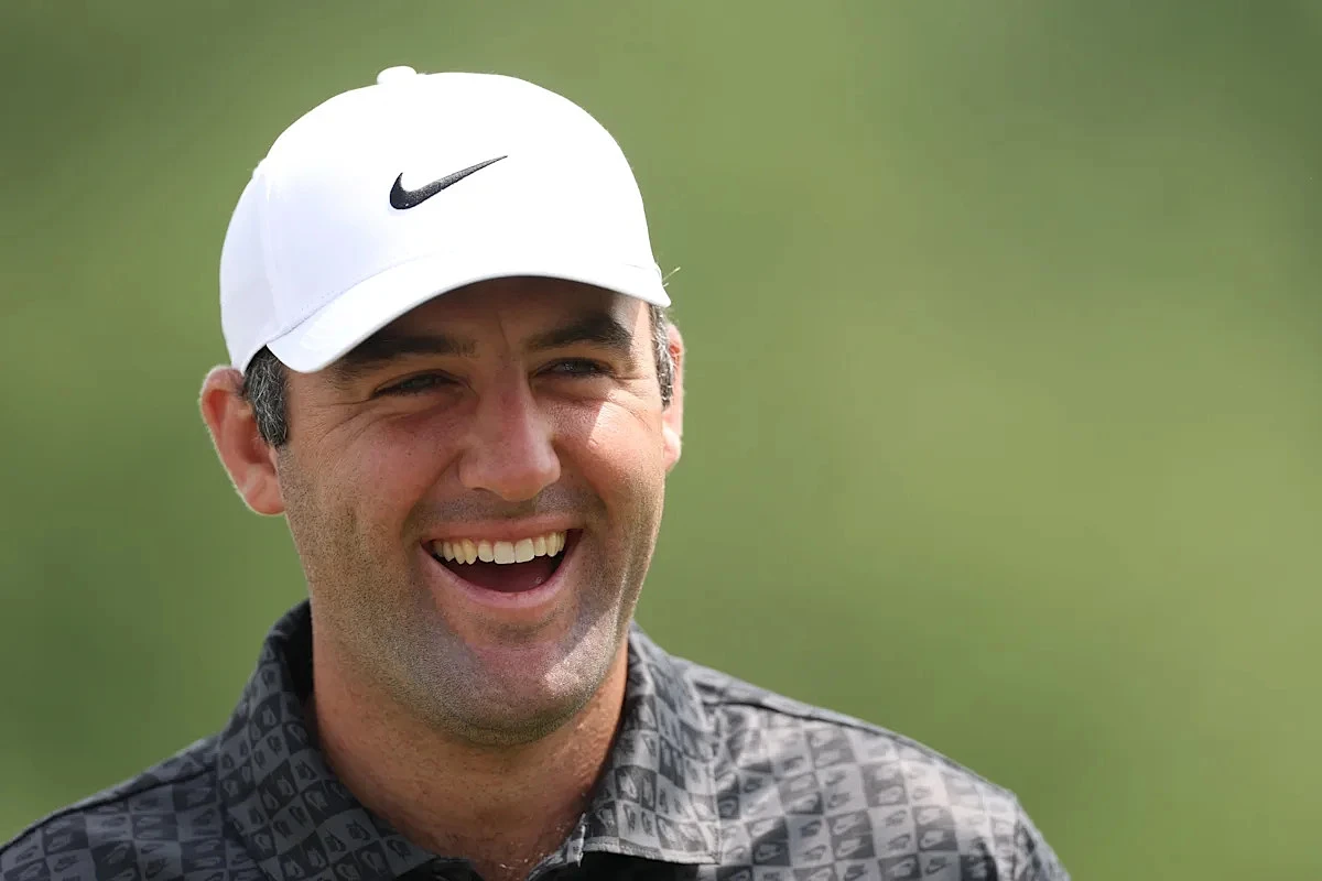 Watch: Philadelphia crowd chirps Dallas Cowboys fan Scottie Scheffler at PGA