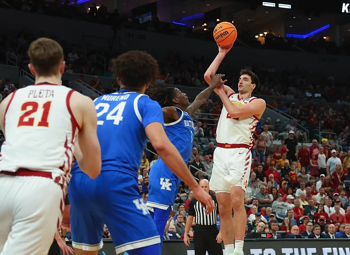 CBS Sports makes predictions on Malachi Moreno and Milan Momcilovic stay-go decisions