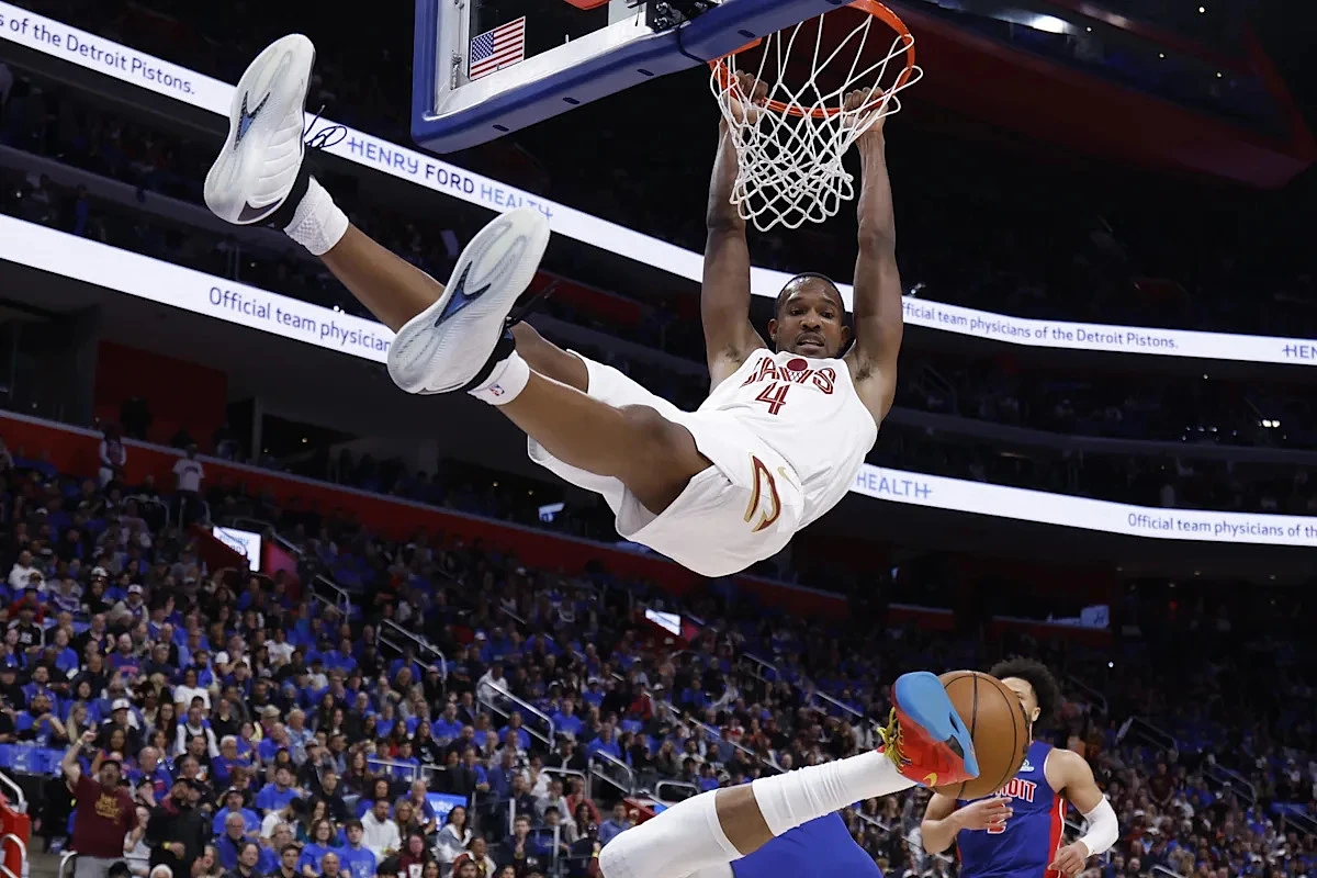 Evan Mobley proves that the Cavs can win now
