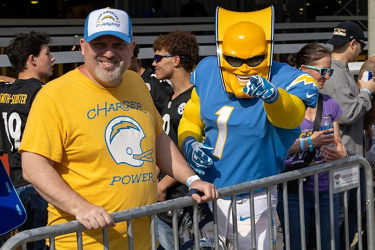 Watch every NFL team's schedule release video for 2026 season