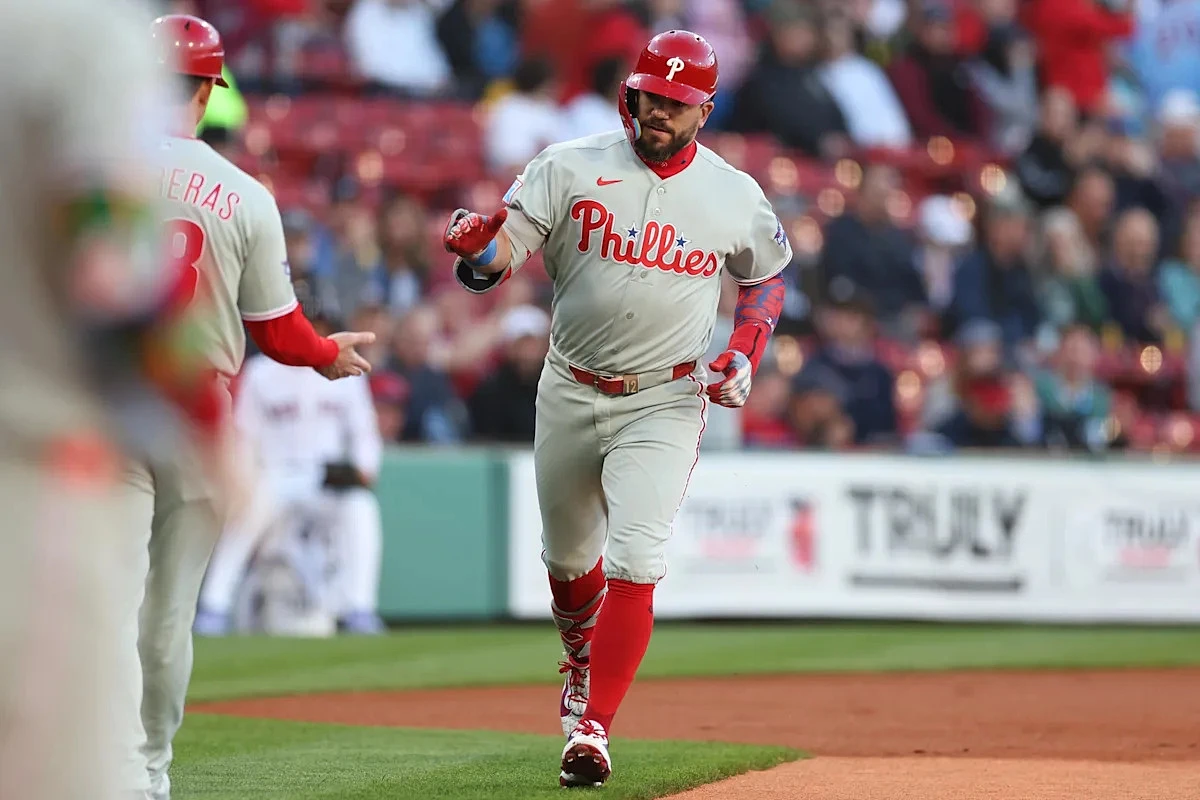 Phillies 3, Red Sox 1; Kyle Schwarber sinks Boston in finale