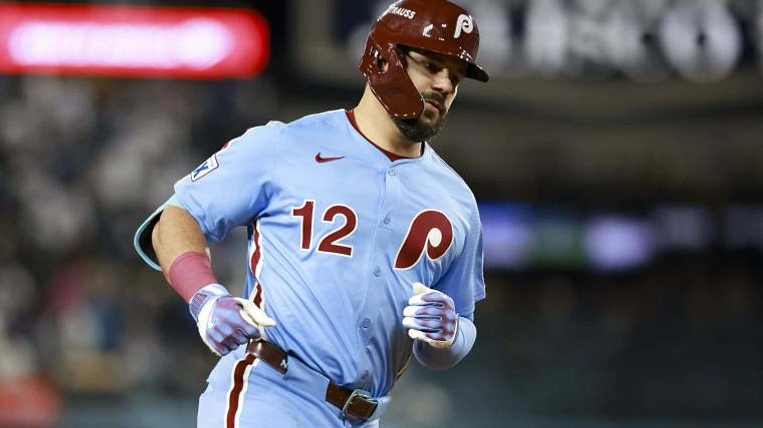 Phillies' Kyle Schwarber clubs game-winning homer as comfort level rises at Fenway Park