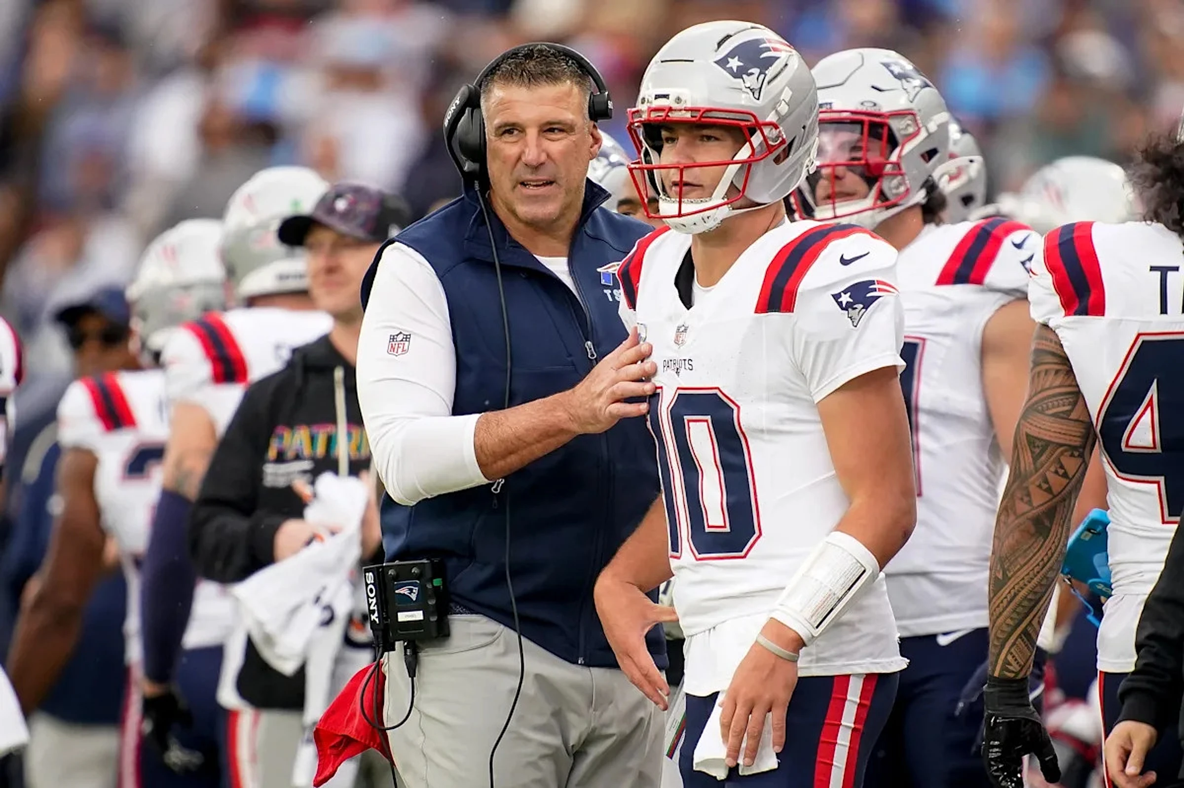 Watch: Patriots visit Six Flags for 2026 schedule release video