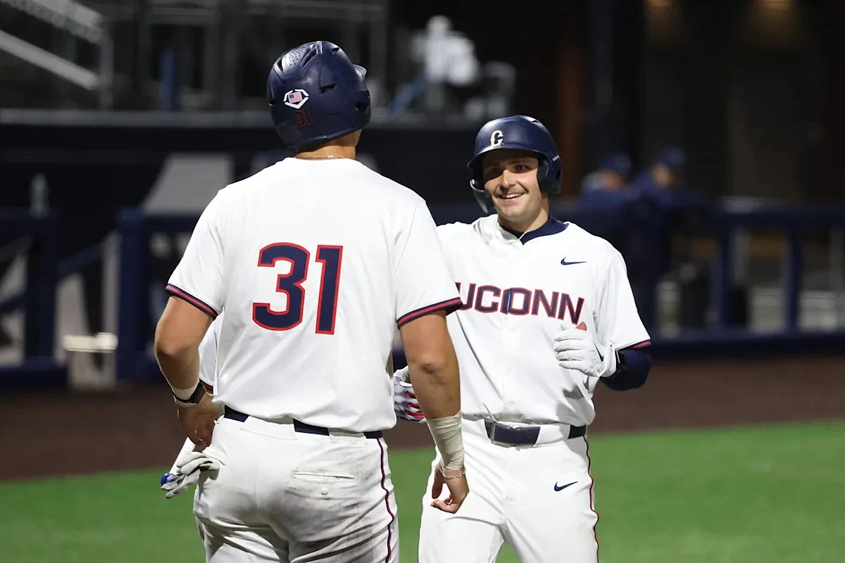 Dalena blast the difference in UConn’s 6-5 win over Villanova