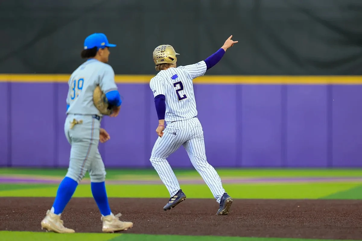 Colton Bower's dominant day leads Washington past No. 1 UCLA 8-0