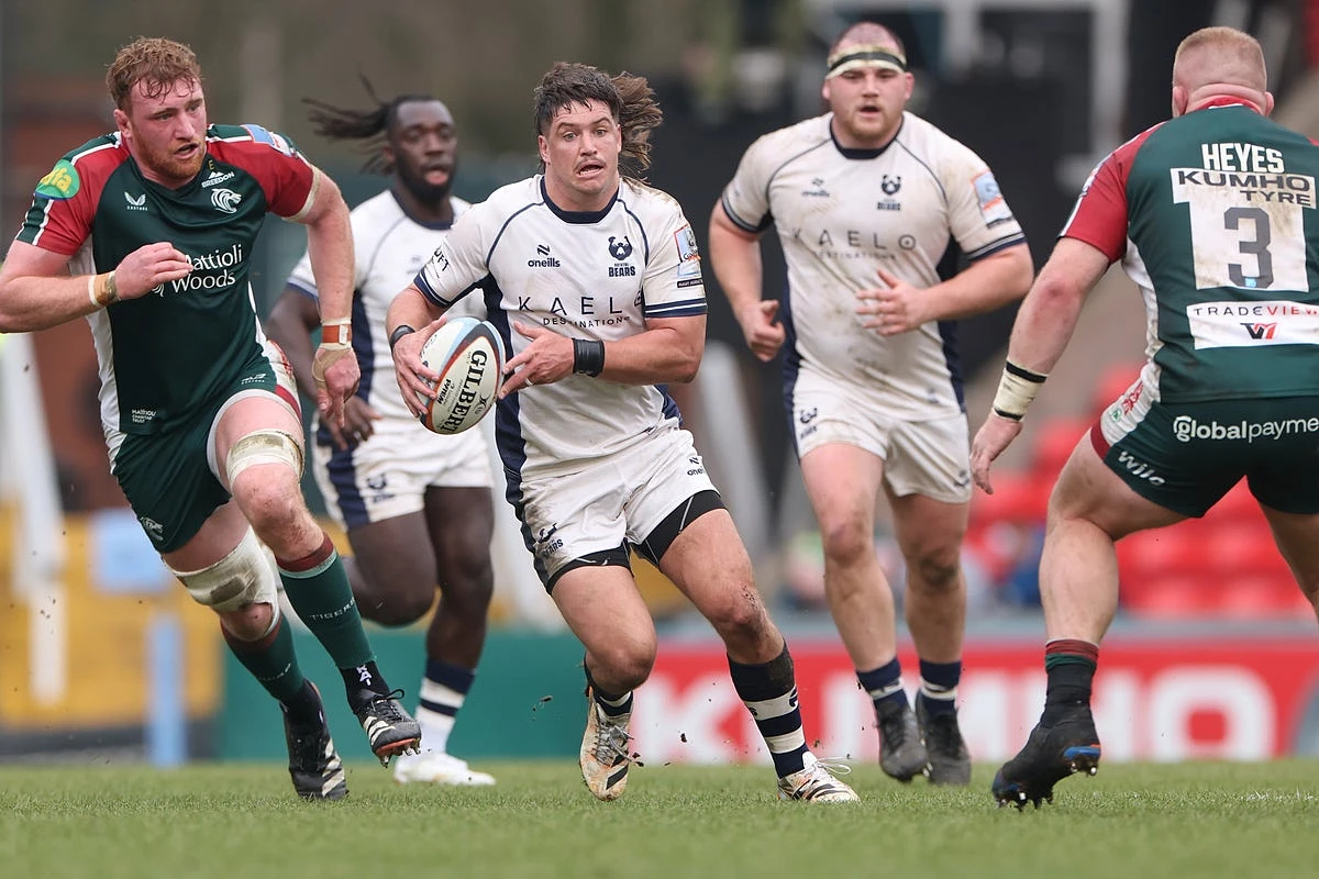 The South African ready to switch allegiance and solve England’s midfield issues