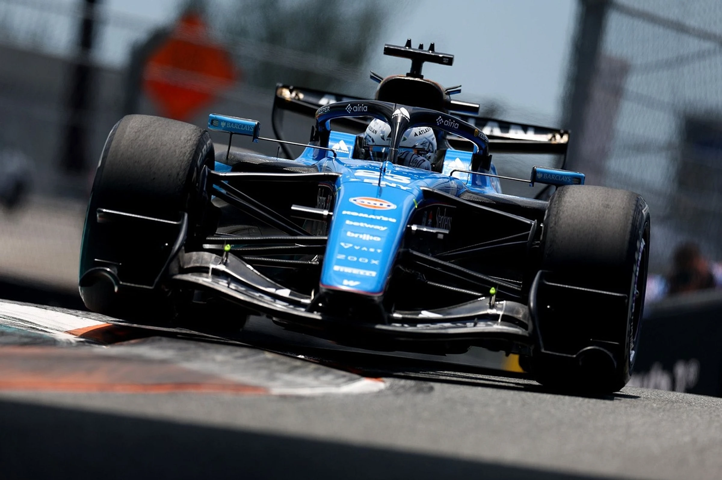 James Vowles explains why Williams cannot immediately fix FW48 weight issue