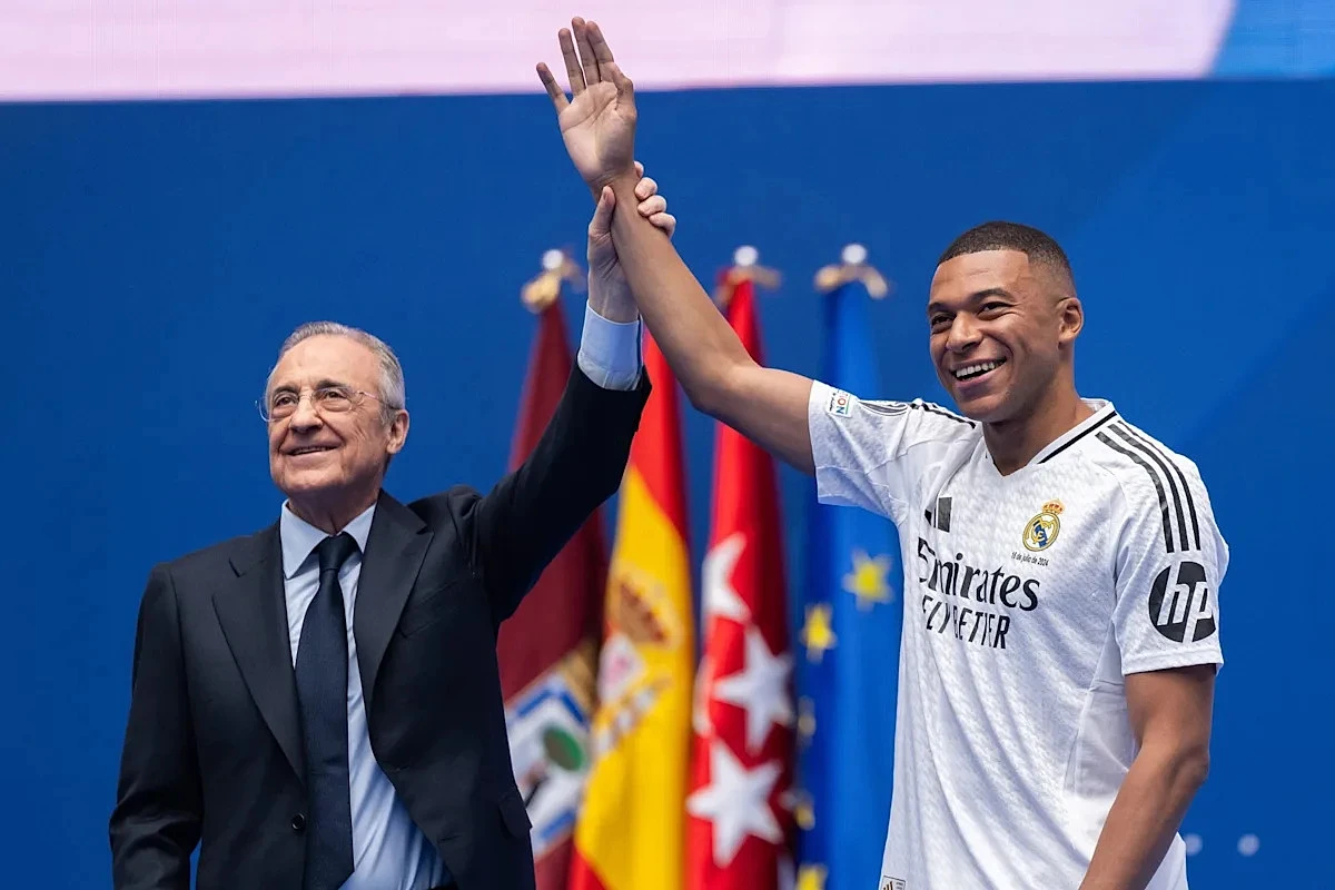 Florentino Perez calling emergency meeting with Real Madrid superstsar after controversial comments